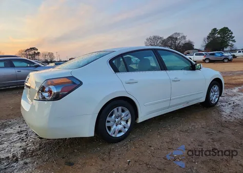 2010 Nissan Altima 2.5 из США, поврежденный, VIN 1N4AL2APXAC144809